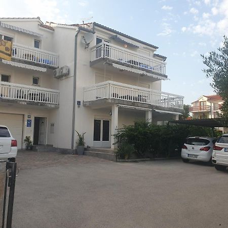 Apartments Miletic J-I Vodice Exterior foto