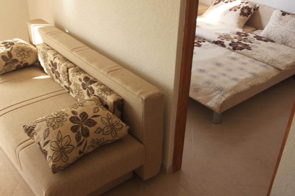 Apartments Miletic J-I Vodice Quarto foto