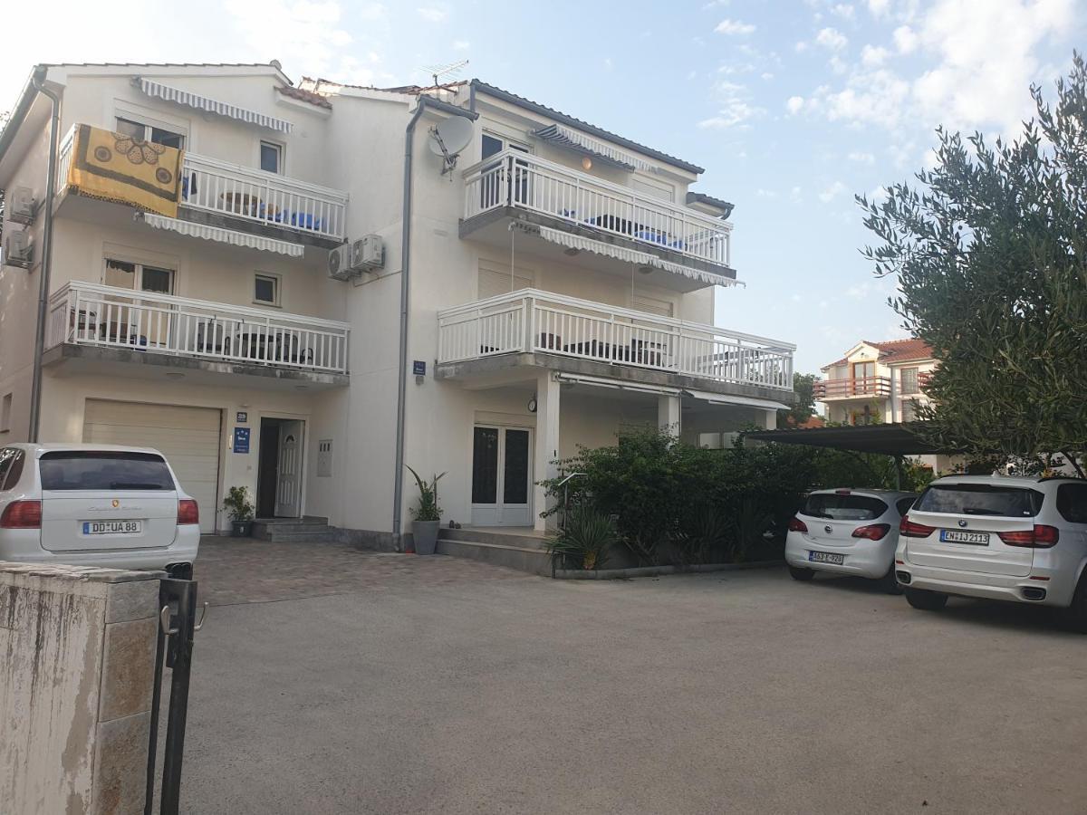 Apartments Miletic J-I Vodice Exterior foto