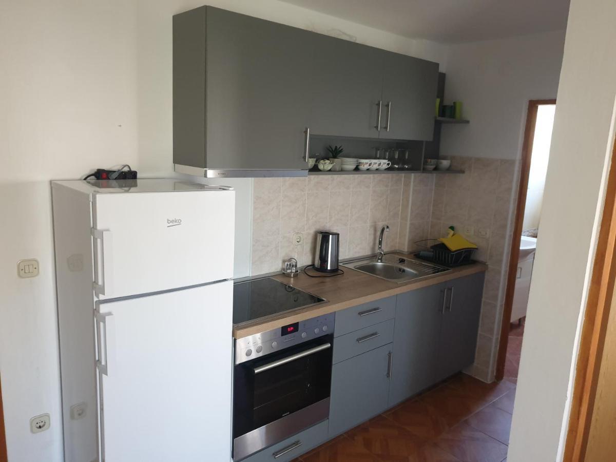Apartments Miletic J-I Vodice Exterior foto