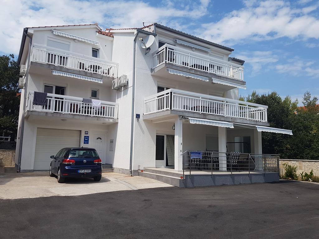 Apartments Miletic J-I Vodice Exterior foto